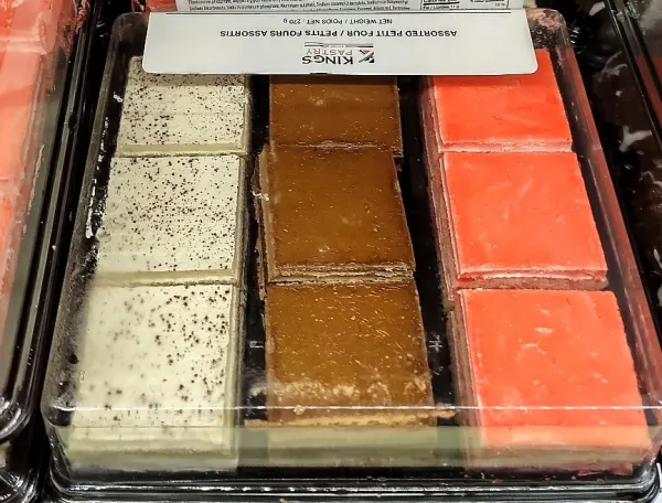 king pasty Assorted mousse cake
